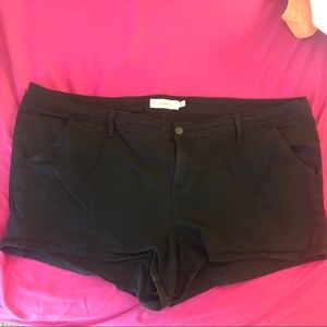 Torrid black shorts size 26